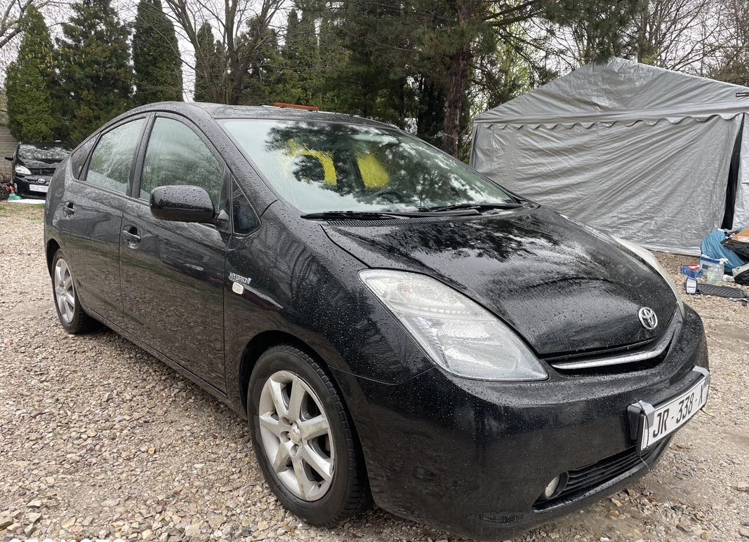 Toyota Prius cena 24500 przebieg: 205000, rok produkcji 2008 z Zielonka małe 232